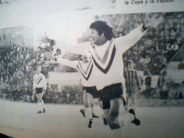 1974 Gol de Almagro en Mataderos Festeja Coronel